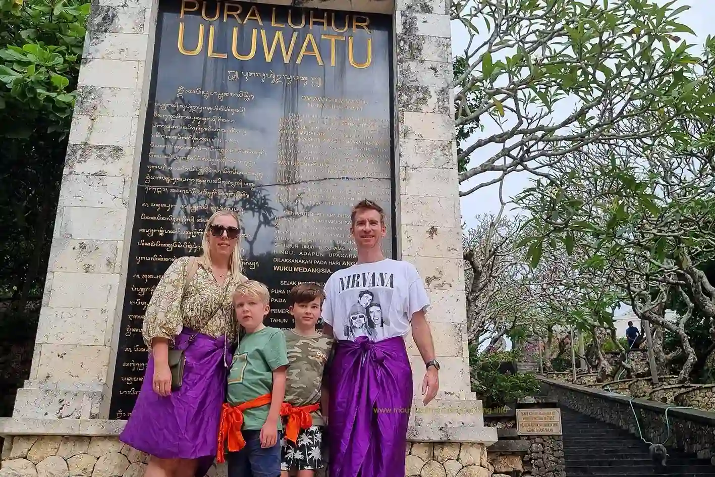 Uluwatu cliff temple